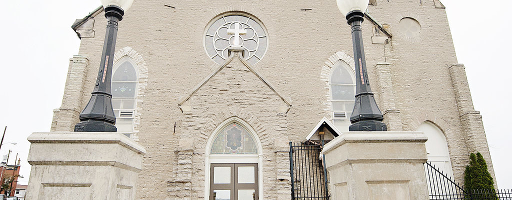 3 Weddings and a Hilltop Church